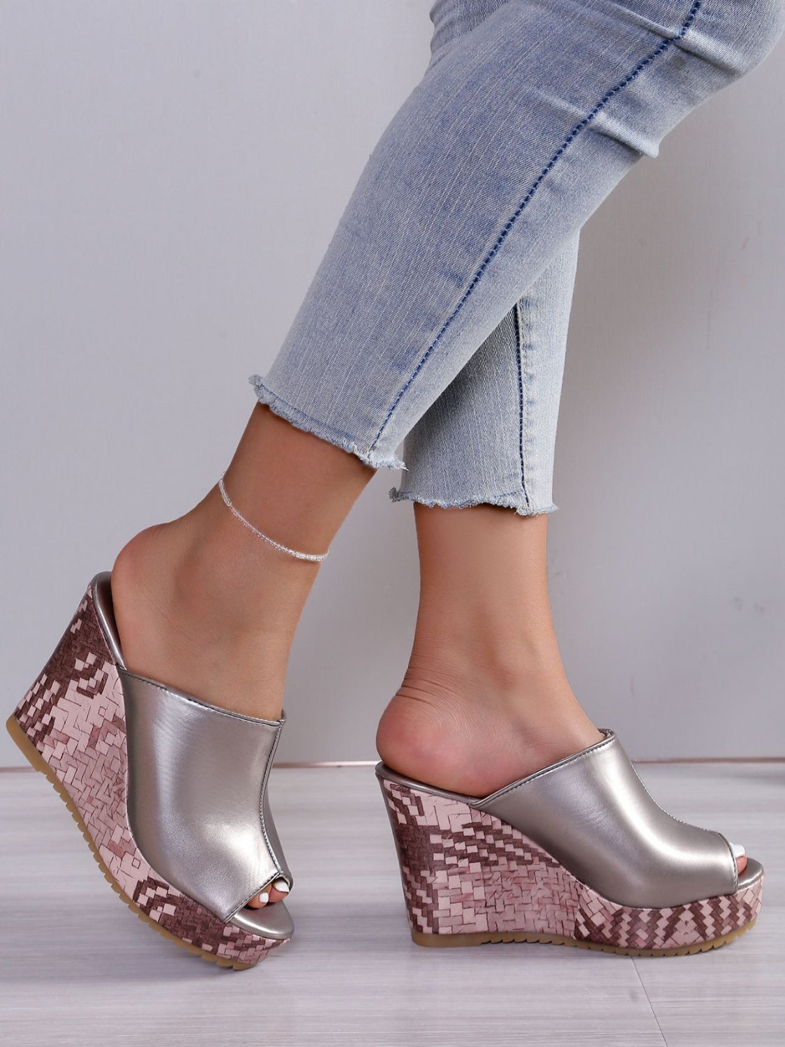 LP | Sandali con tacco alto in pelle PU