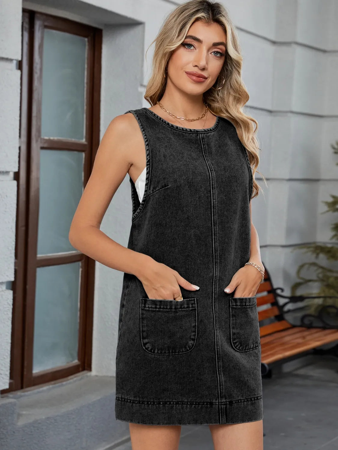 LP | Abito tuta in denim con scollo rotondo