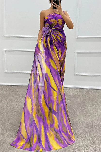 LP | Amazing Views Stampa acquerello Dettaglio rosa piuma Off Shoulder Maxi abito con spacco a pieghe