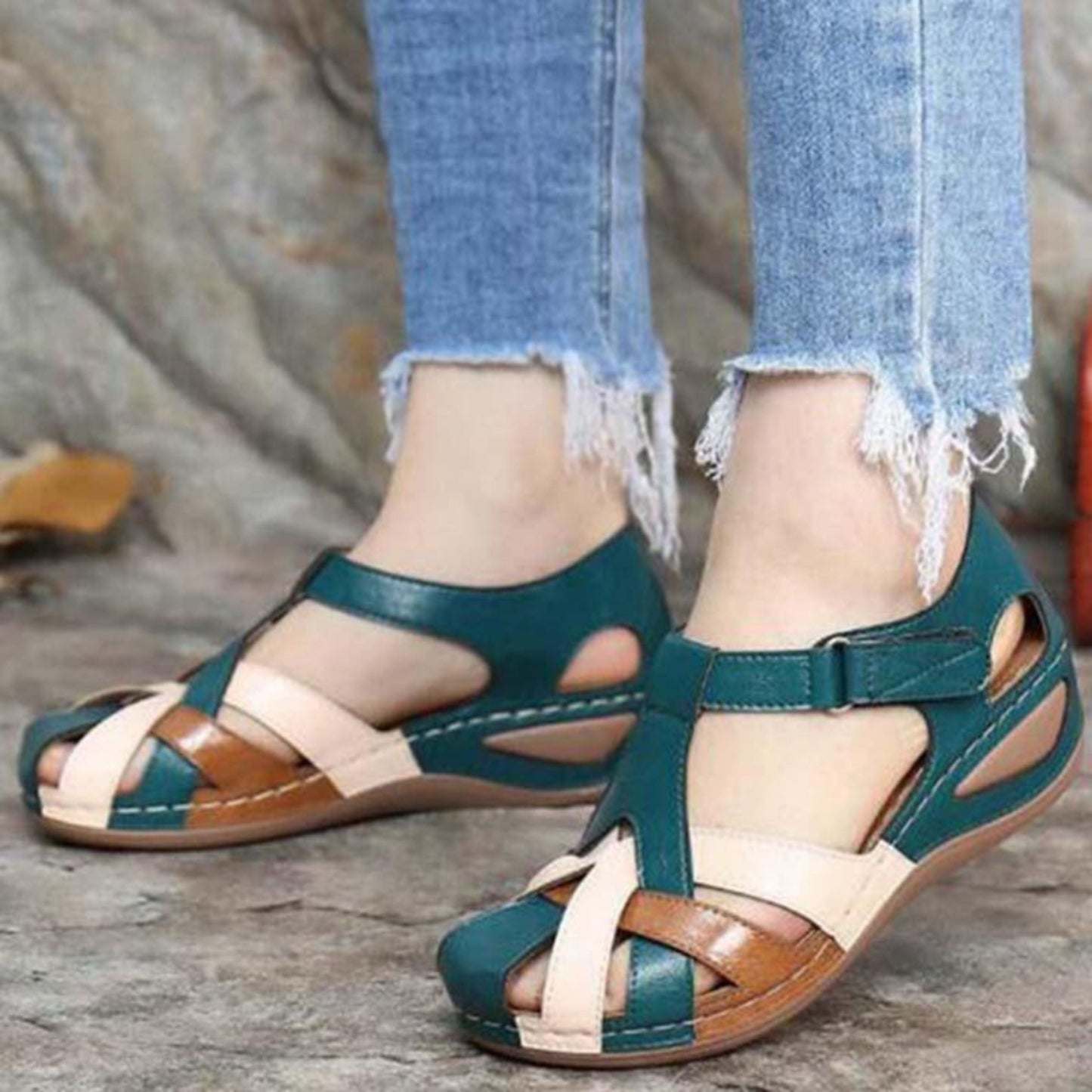 LP | | Sandali con zeppa per donna