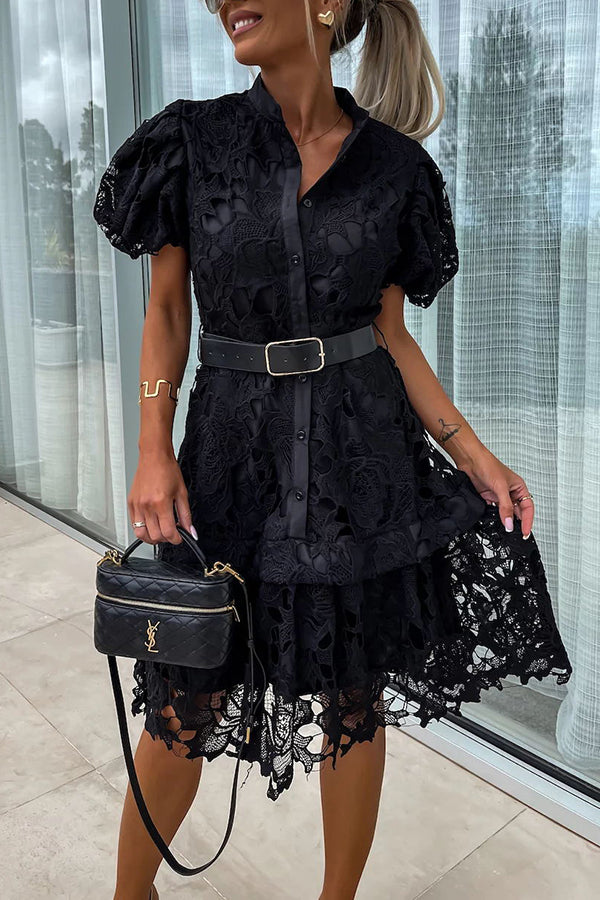 LP | Assolutamente elegante il vestito floreale in pizzo all'uncinetto con maniche a sbuffo e camicia con cintura